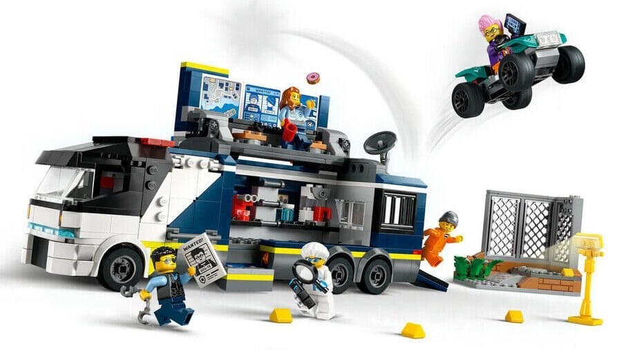 ADOL-LSC60418 POLICE MOBILE CRIME LAB 3