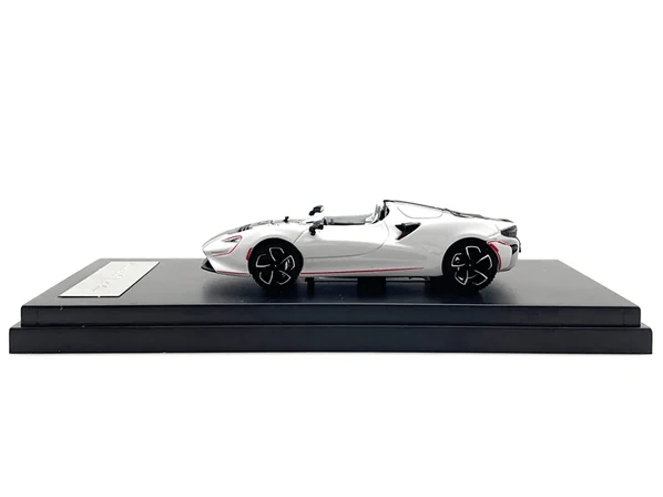 KZL-LCD64022-BW 1:64 MCLAREN ELVA WHITE 48