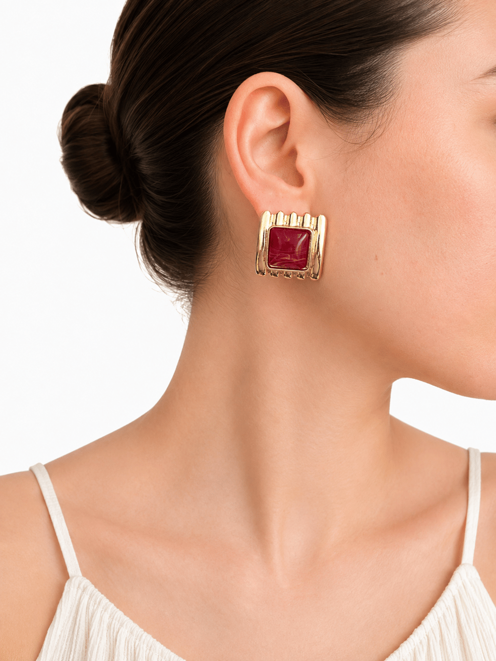 Ruby Velvet Küpe