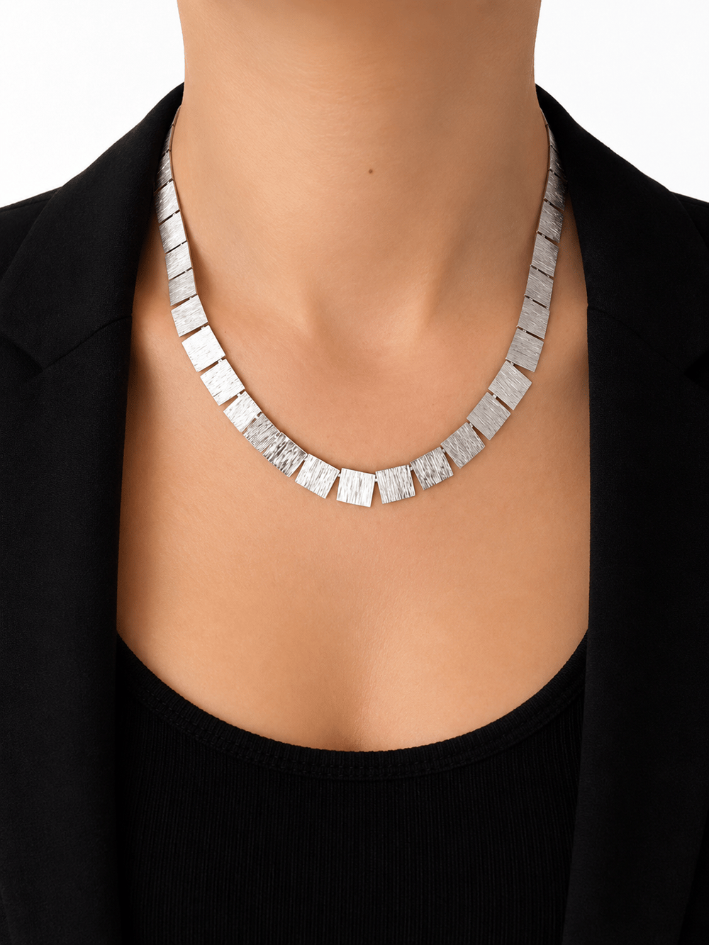 Silver Statement Kolye