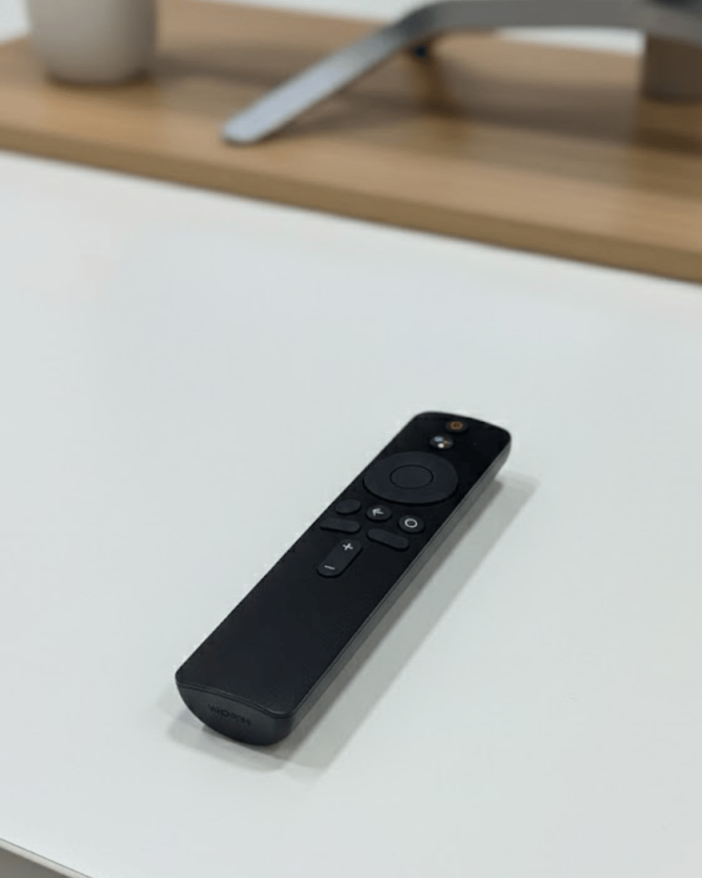 Sesli Komut Destekli Akıllı TV Kumandası Bluetooth Bağlantılı