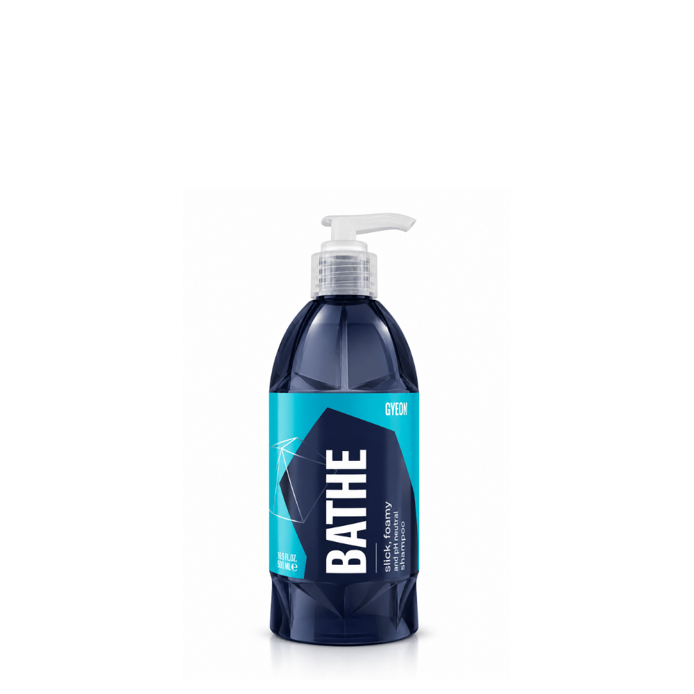 GYEON Q²M BATHE PH NÖTR CİLALI OTO ŞAMPUANI - 500 ML -YÜKSEK KONSANTRE JEL ARAÇ YIKAMA KÖPÜĞÜ
