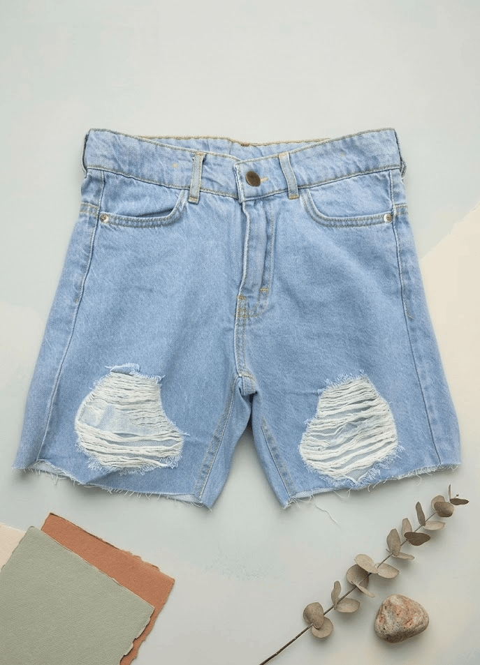 Kız Çocuk Yırtık Detaylı Püsküllü Açık Mavi Denim Şort