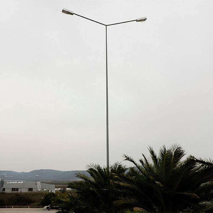 9 Metre Tek Konsol AD1 90 10 Konsol Boyu 1 Metre Yeni Tedaş Galvaniz Poligon Sokak Aydınlatma Direği