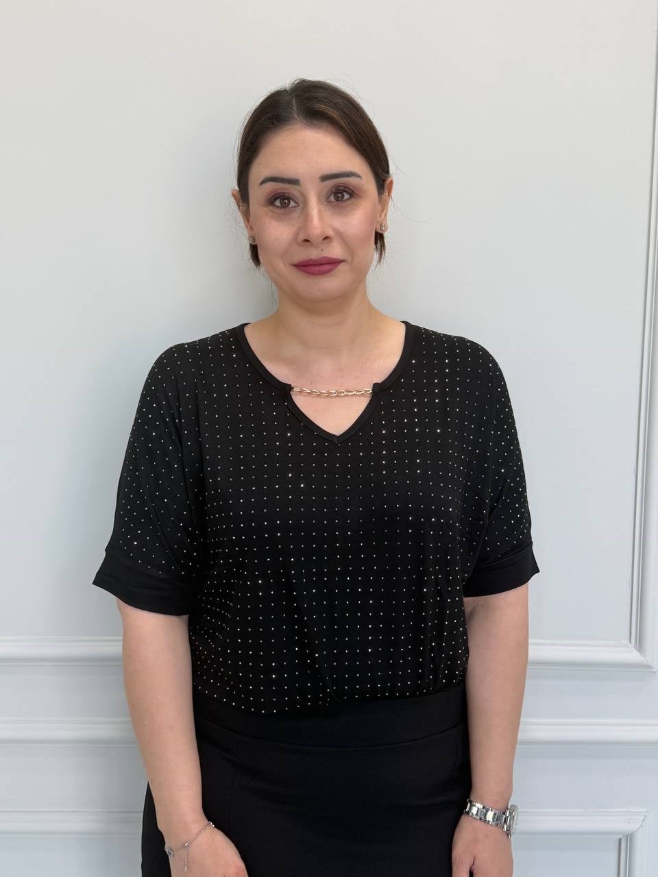 Siyah Taşlı Bluz