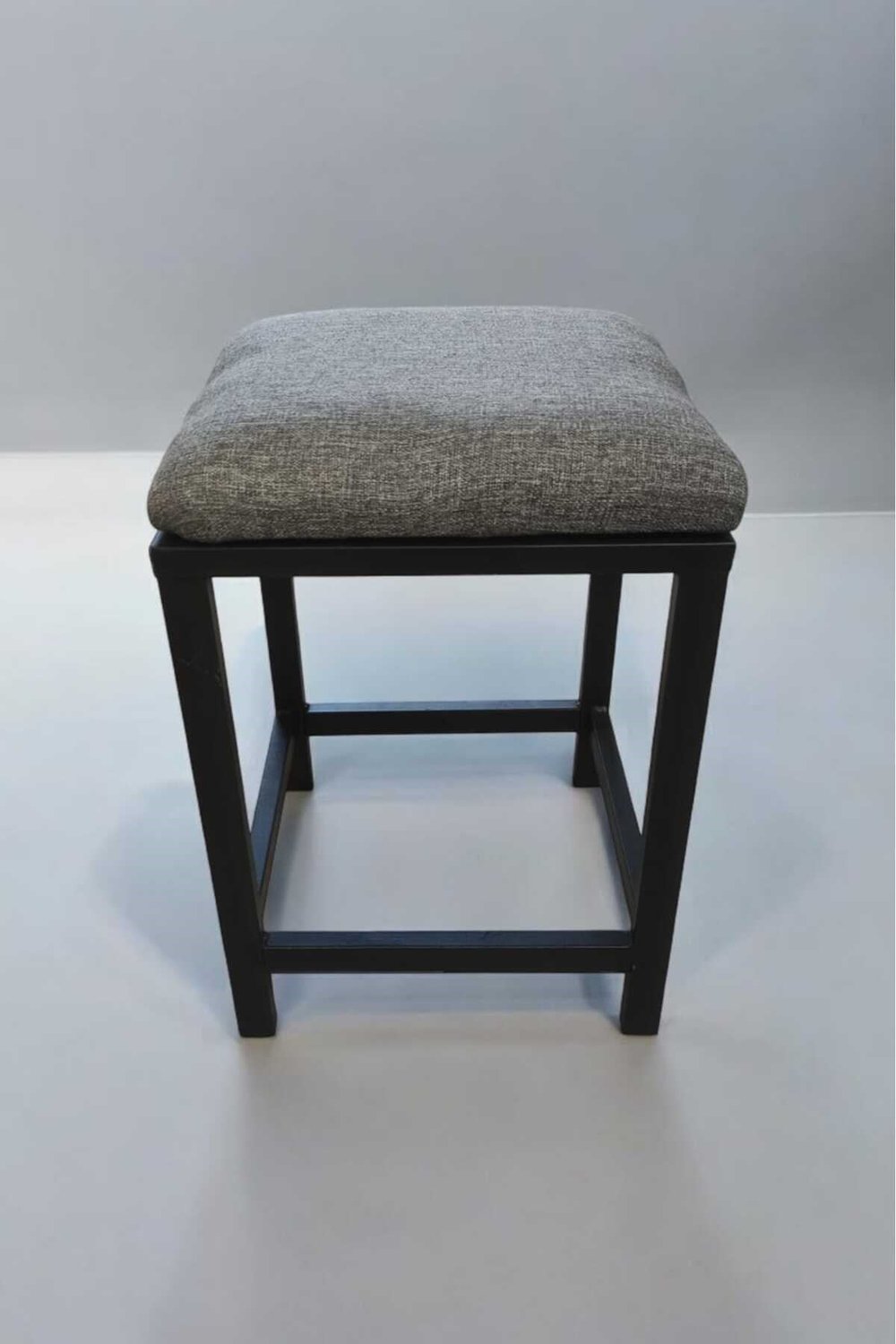 Tekli Puf Gri 35x35 cm
