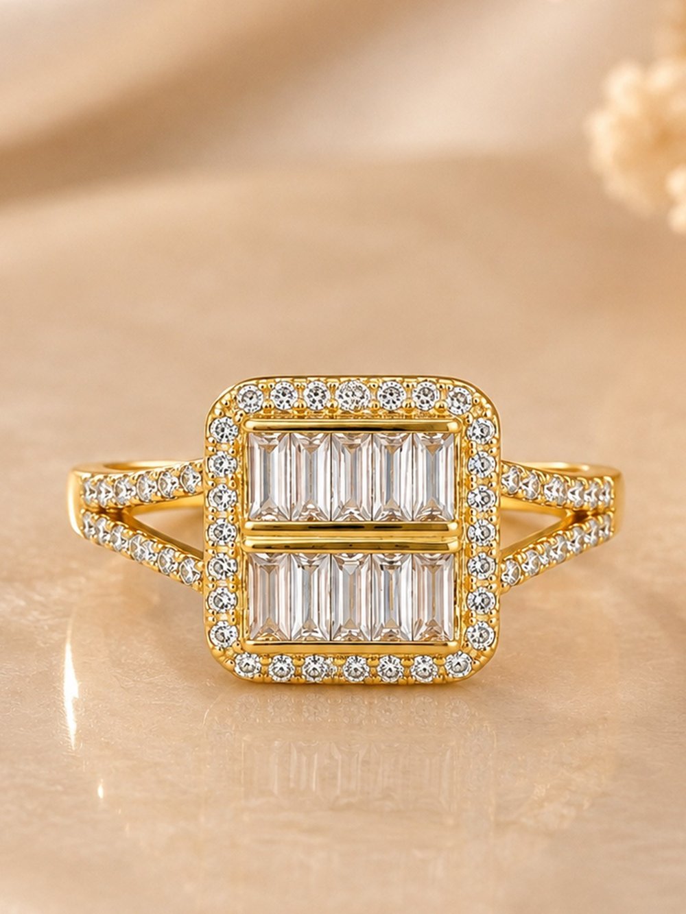 14 Ayar Kristal Baget Görkem Tacı Altın Kadın Yüzük