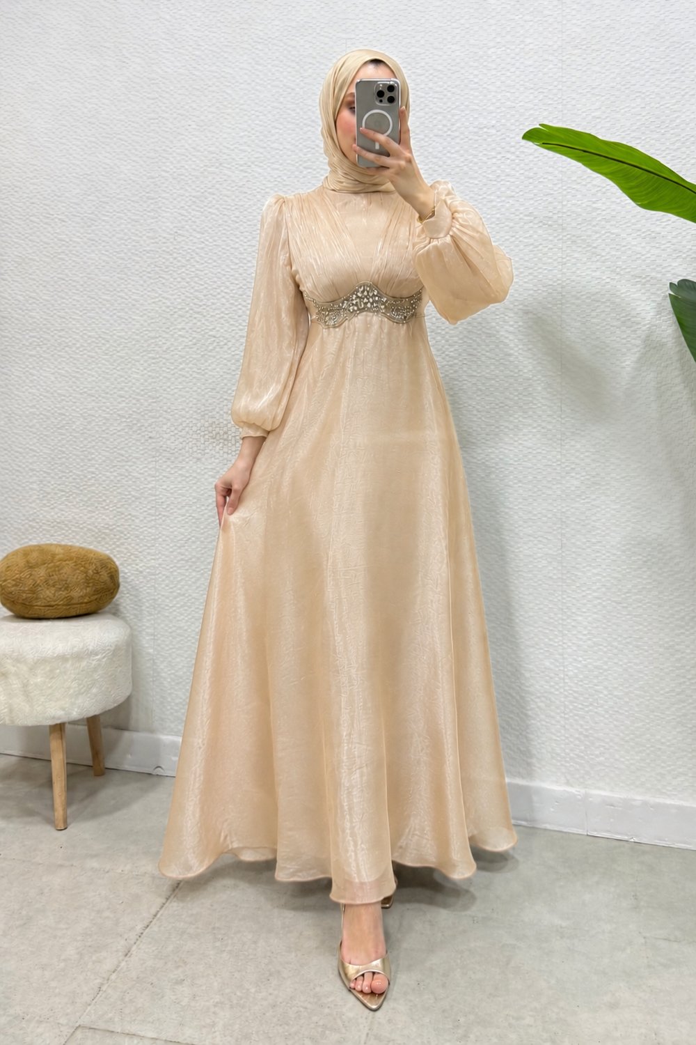 Mosera Janjan Kumaş Beli Taşlı Tesettür Abiye- Krem