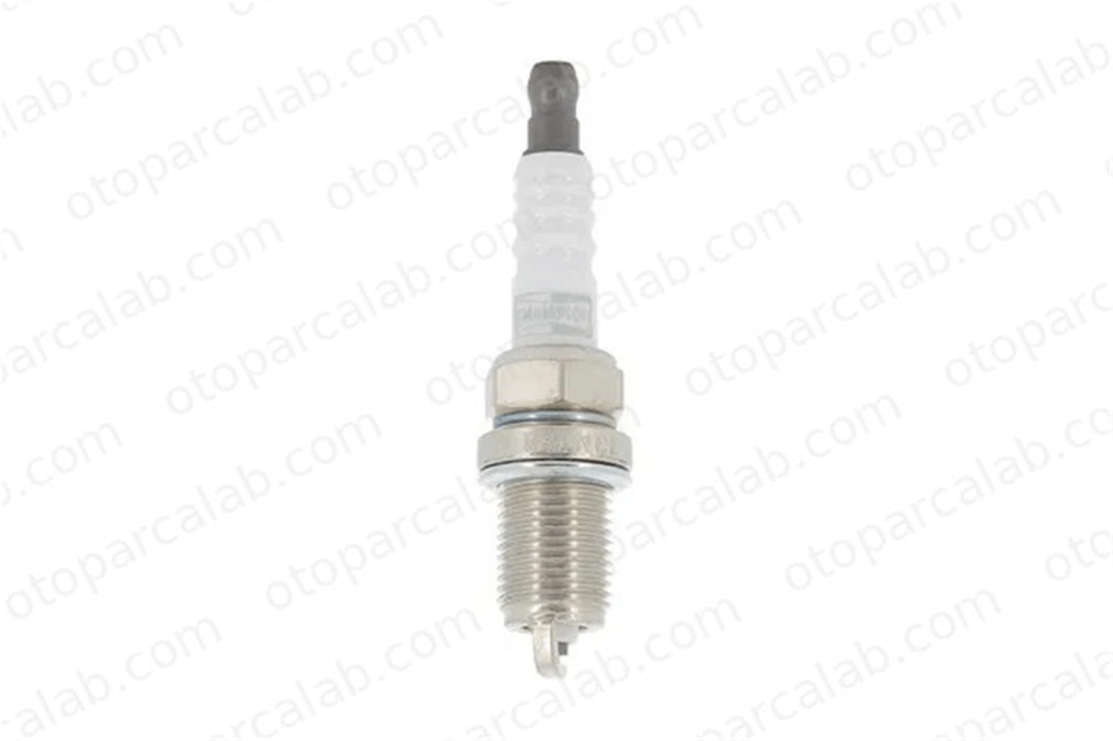 BOEM 0242235666 Ateşleme Bujisi CITROËN AX PEUGEOT 205 II 1632745480 59625G