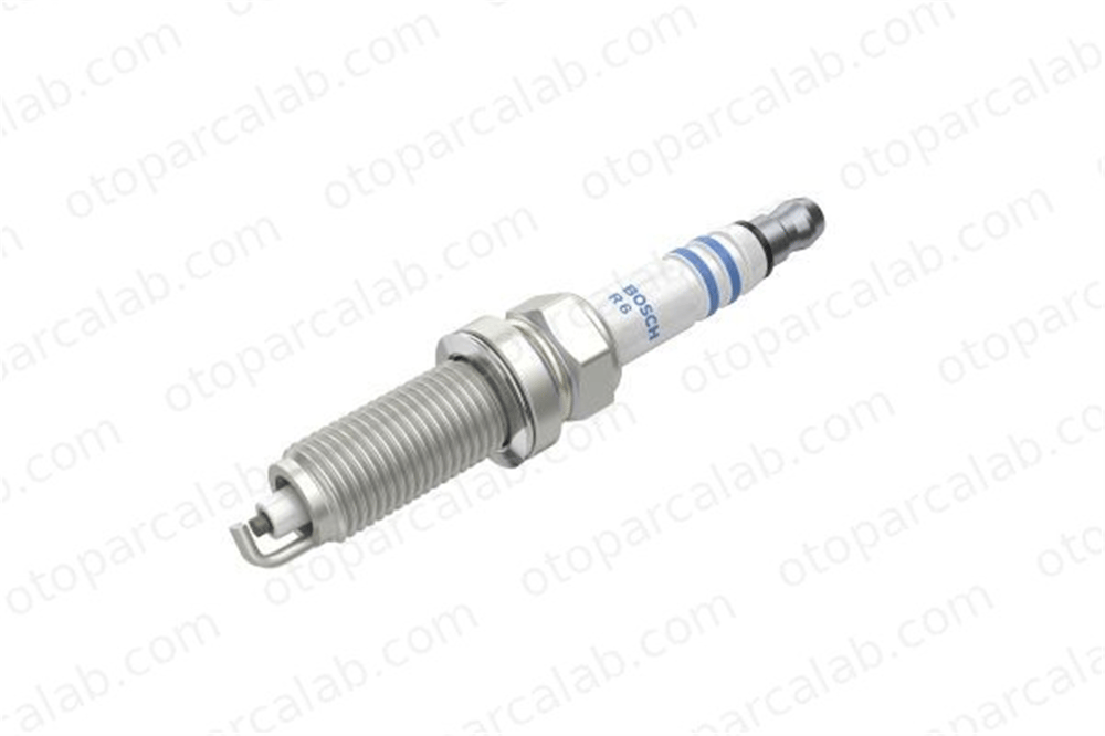 BOSCH 0 242 129 800 Ateşleme Bujisi DACIA DUSTER LOGAN II 224018760R 224019372R