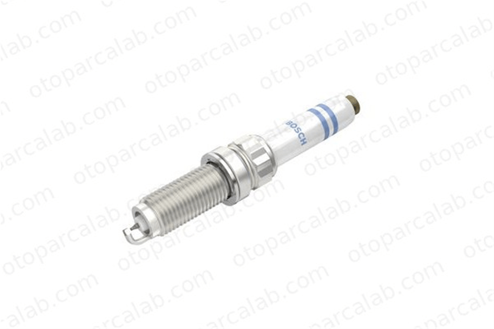 BOSCH 0 242 145 555 Ateşleme Bujisi BMW 1 5 12120041666 12120040551