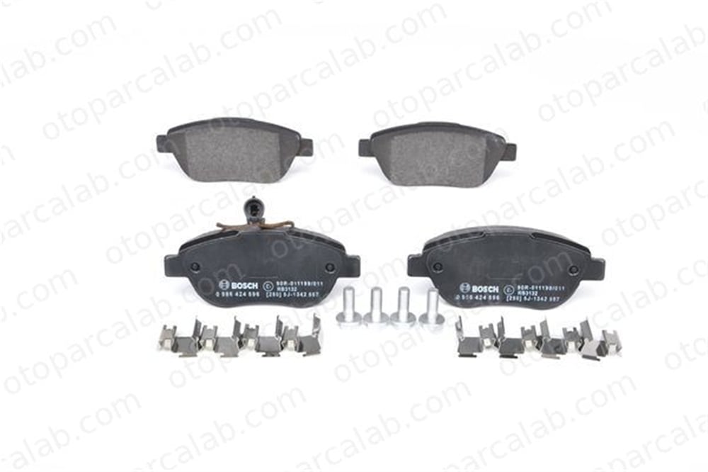 BOSCH 0 986 424 596 Fren Disk Balata Ön FIAT STILO Multi Wagon DOBLO Cargo 71770094 71770106