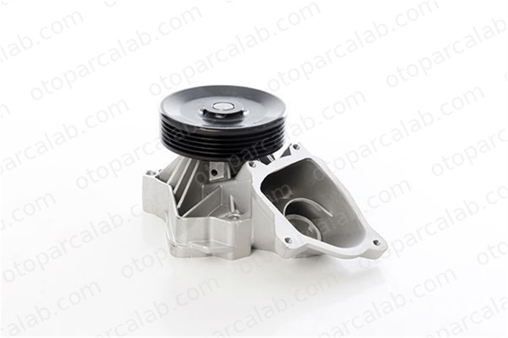 BSG 15-500-043 Devirdaim Su Pompası MG MG ZT MG ZT- T PEB102470 GWP2604