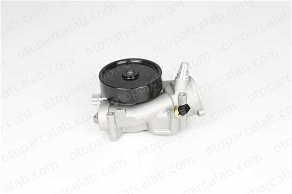 BSG 15-500-044 Devirdaim Su Pompası BMW 5 Gran Turismo 6 Cabrio 11517548263 11517548264