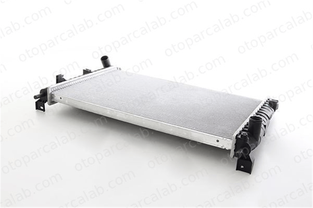BSG 30-520-047 Su Radyatörü FORD MONDEO I Turnier MONDEO I YC158005HA 1029616