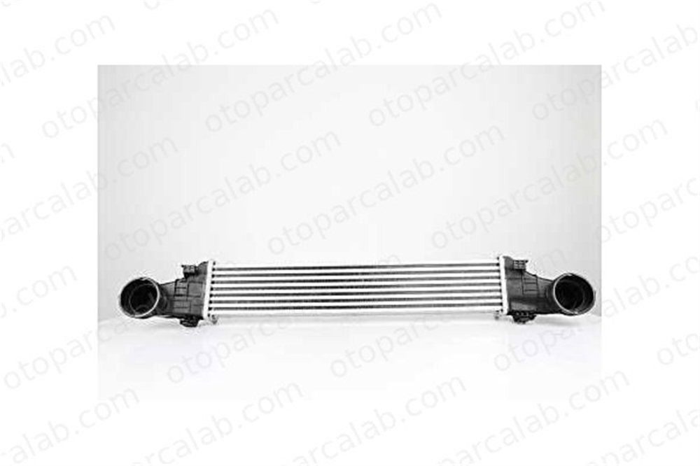 BSG 60-535-011 Turbo Radyatörü MERCEDES-BENZ E-SERISI E-SERISI T-Model A2115001102 2115001102
