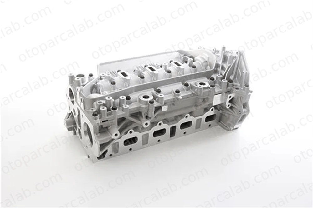BSG 75-110-018 Silindir Kapağı NISSAN QASHQAI / QASHQAI +2 I QASHQAI II SUV 110412453R 1104100Q1P
