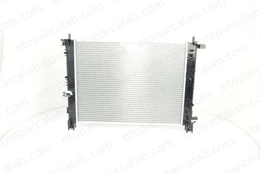 BSG 75-520-007 Su Radyatörü DACIA DUSTER RENAULT CLIO IV 6N0121253 6N0121253A
