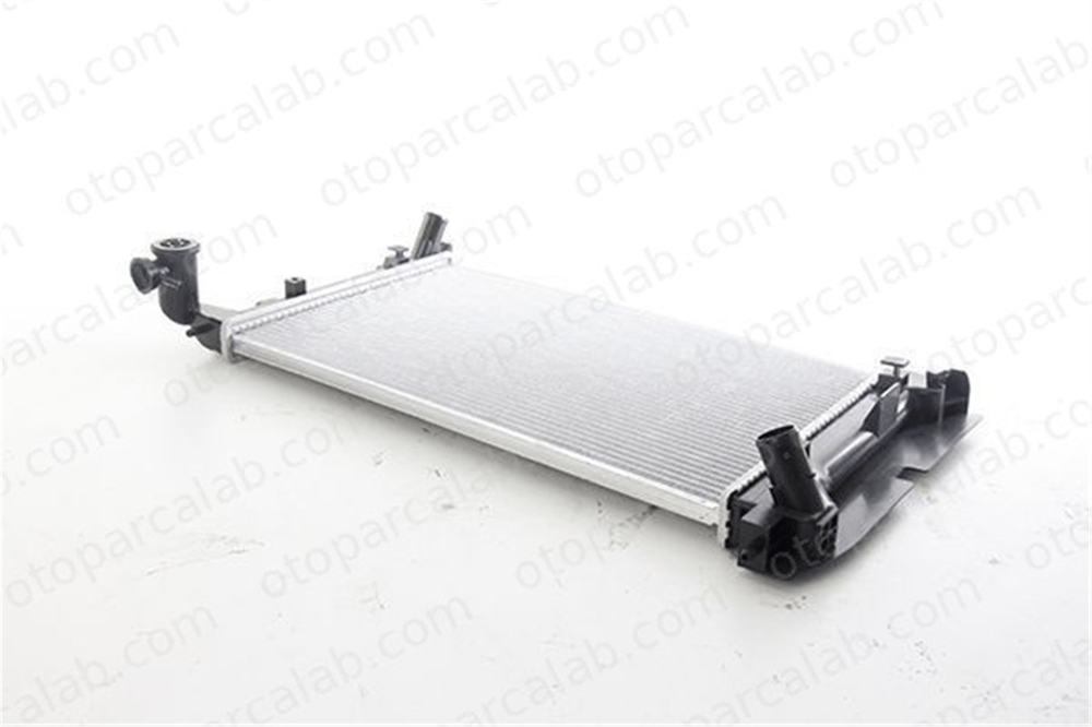 BSG 85-520-016 Su Radyatörü TOYOTA COROLLA COROLLA Sedan 94AT8005BA 1640021130