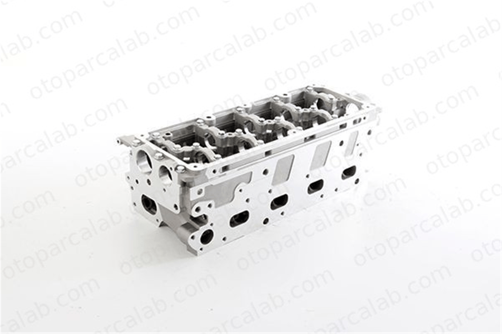 BSG 90-110-007 Silindir Kapağı VW MULTIVAN T5 MULTIVAN T6 3L103351D 03L103351D