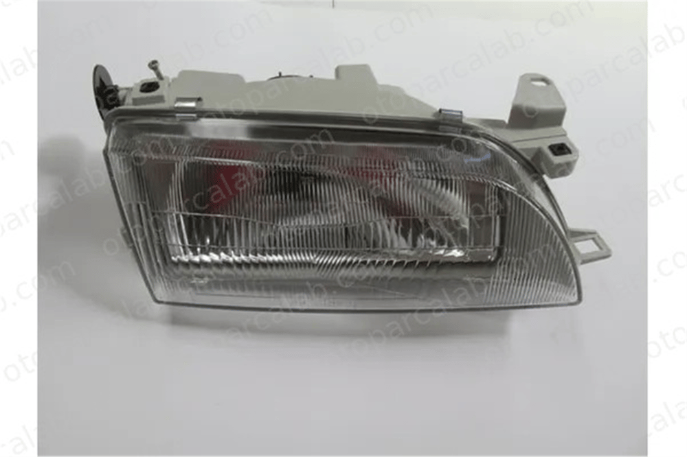 CASP 193-1003 Far Sağ TOYOTA COROLLA COROLLA Compact 811101E282 811101A820