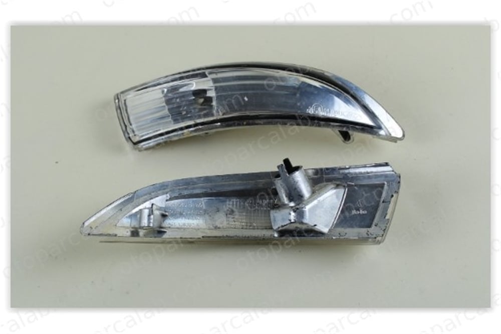 CERKEZ CVT-200 Dikiz Ayna Sinyali Sağ FORD FIESTA VI B-MAX 8A6113B382AF 1513158