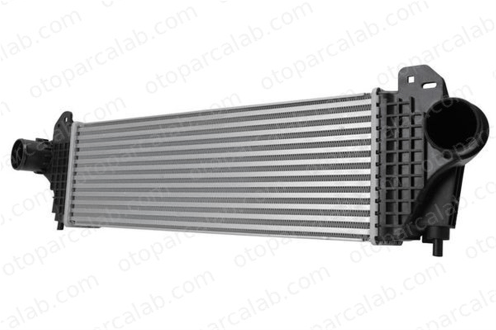 HELLA 8ML 366 341-681 Turbo Radyatörü IVECO DAILY VI Platform şasi DAILY VI Panelvan/Van 5802097643 5801255806