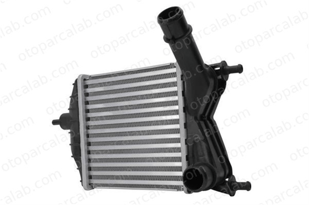 HELLA 8ML 366 341-701 Turbo Radyatörü LANCIA YPSILON FIAT IDEA 46836770 51733052