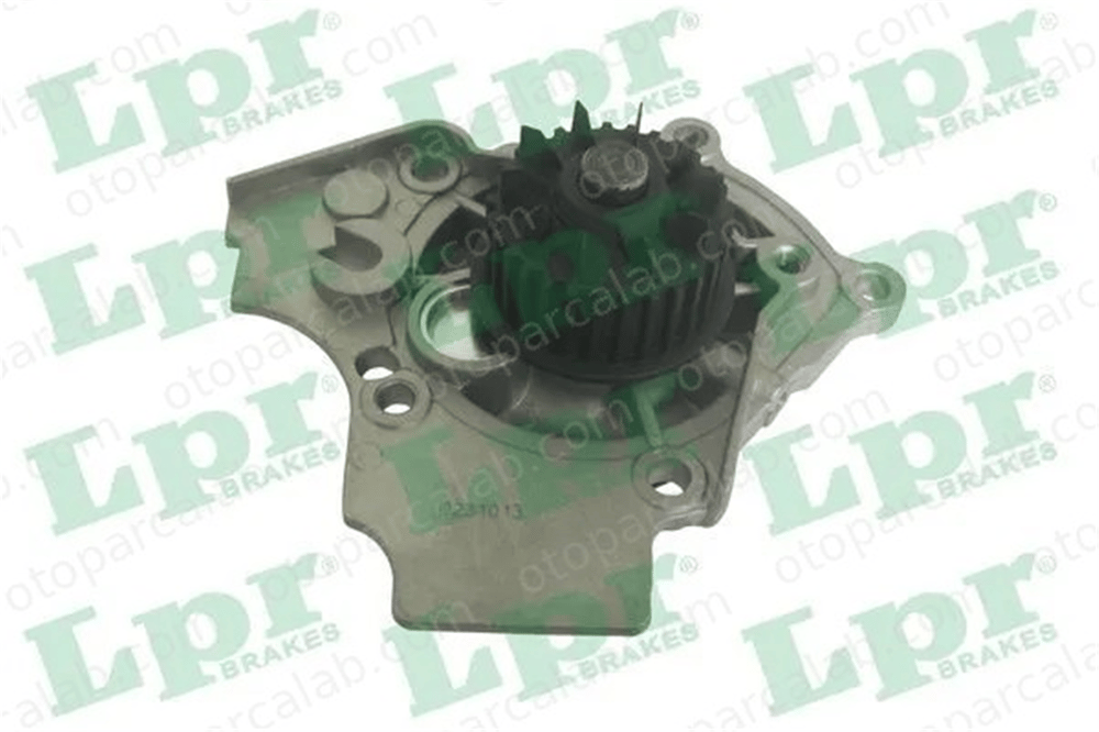 LPR WP0759 Devirdaim Su Pompası AUDI A5 A4 B8 6H121008F 06H121008F