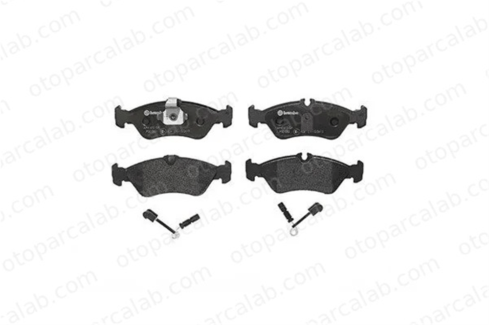 MAGNETI MARELLI 363700450082 Fren Disk Balata Arka PUCH G-MODELL MERCEDES-BENZ SPRINTER 3-t Minibüs/Otobüs 363700450082 2D0698451