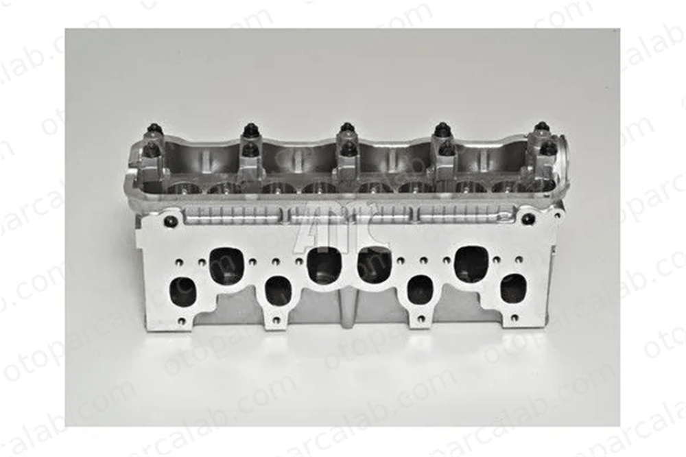 MGA 60930 Silindir Kapağı AUDI A4 B5 A4 B5 Avant 28103351P 908702
