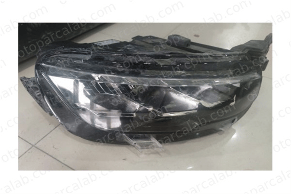 PSA ORJINAL 9835610280 Far Sağ CITROËN C5 AIRCROSS 9835610280