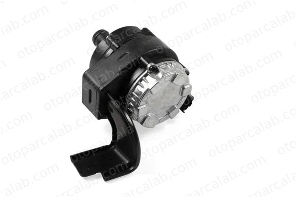 RENAULT ORJINAL 210107883R Devirdaim Su Pompası RENAULT MEGANE IV Hatchback MEGANE IV Sedan 210107883R 210100117R
