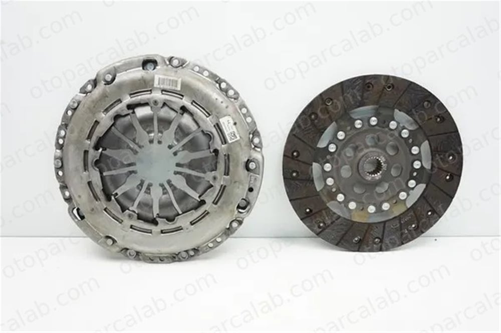 RENAULT ORJINAL 302057505R Debriyaj Seti DACIA DUSTER RENAULT KANGOO / GRAND KANGOO II 302057505R 123002685R