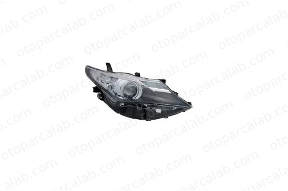 TYC 20-14553-16-2 Far Sağ TOYOTA AURIS AURIS Station wagon 8113002J61 8111002E21