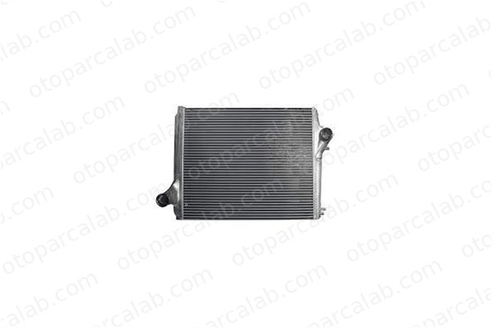 VALEO 818526 Turbo Radyatörü VOLVO FL6 RENAULT TRUCKS MIDLINER 7421476542 7485013539