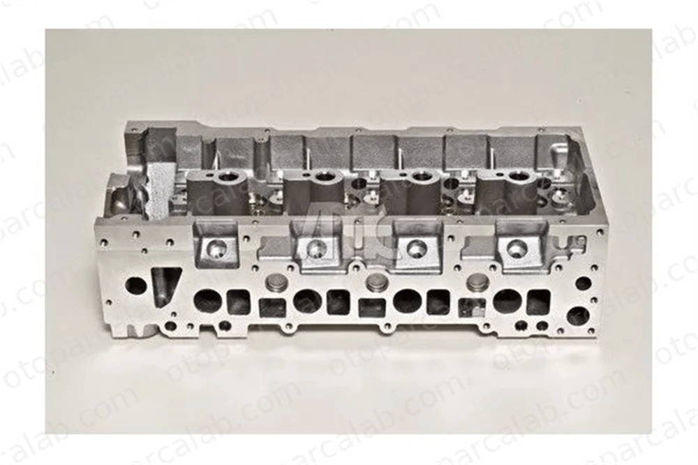 ZEGEN ZCH1081 Silindir Kapağı MERCEDES-BENZ VITO Minibüs/Otobüs VITO / MIXTO Panelvan/Van 6110105020 6460100620