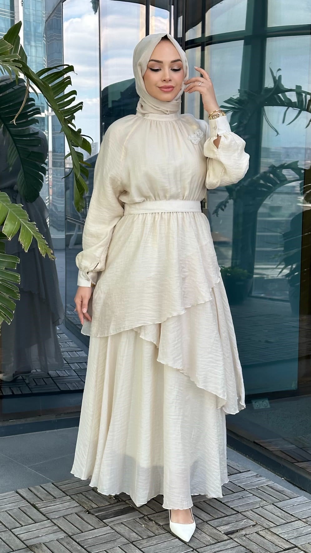 Kat Kat Volan Detaylı Tencel Elbise - Bej