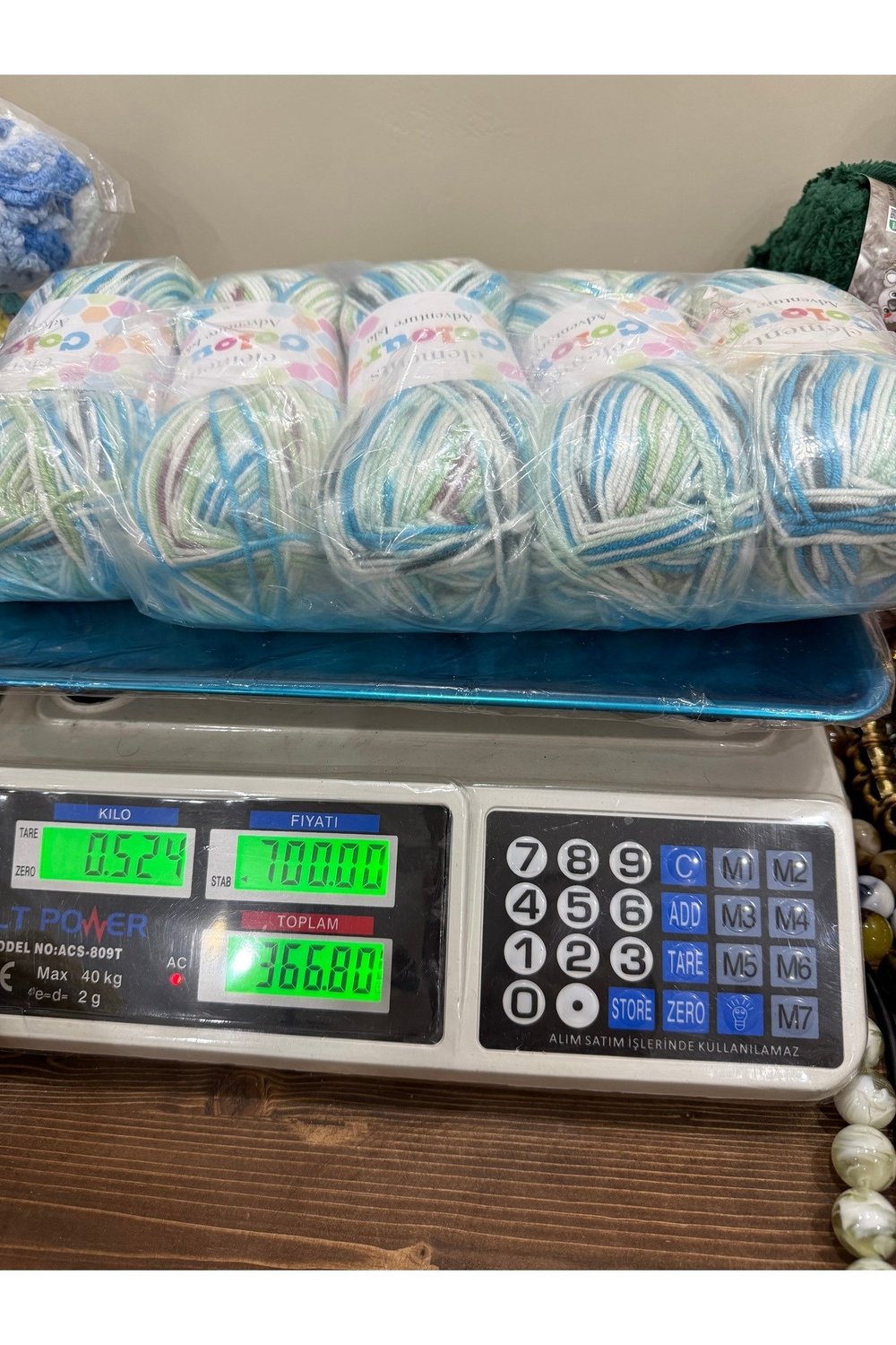 Etrofil anti-pieling ebruli örgü ipi (524 gram)