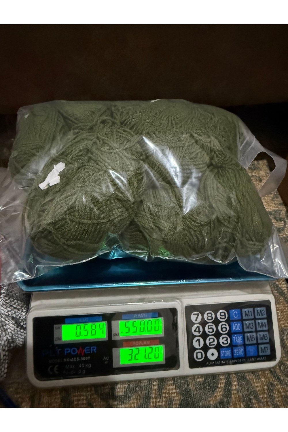 Himalaya örgü ipi (584 gram) asker yeşili