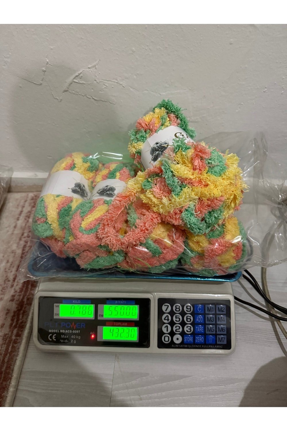 Hinalaya yüksek kalite ip yumoş(786 gram)(sarı&yeşil&turuncu)