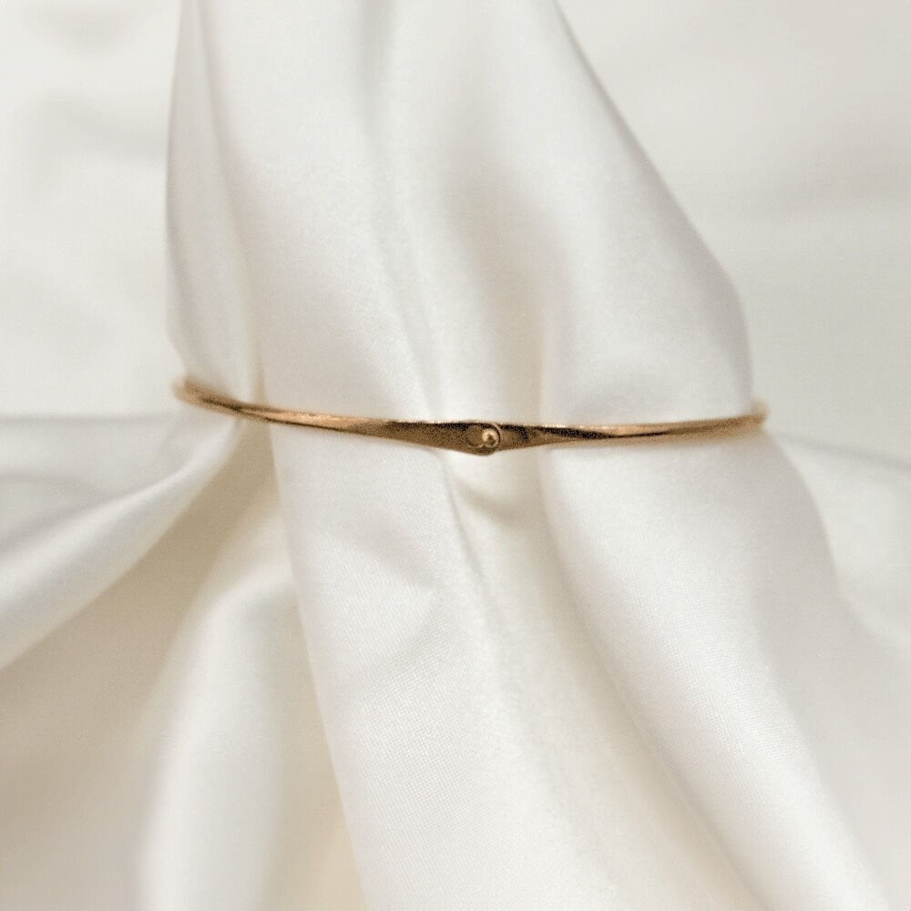 Minimalist Sıra Taşlı 14 Ayar Elmas Bileklik