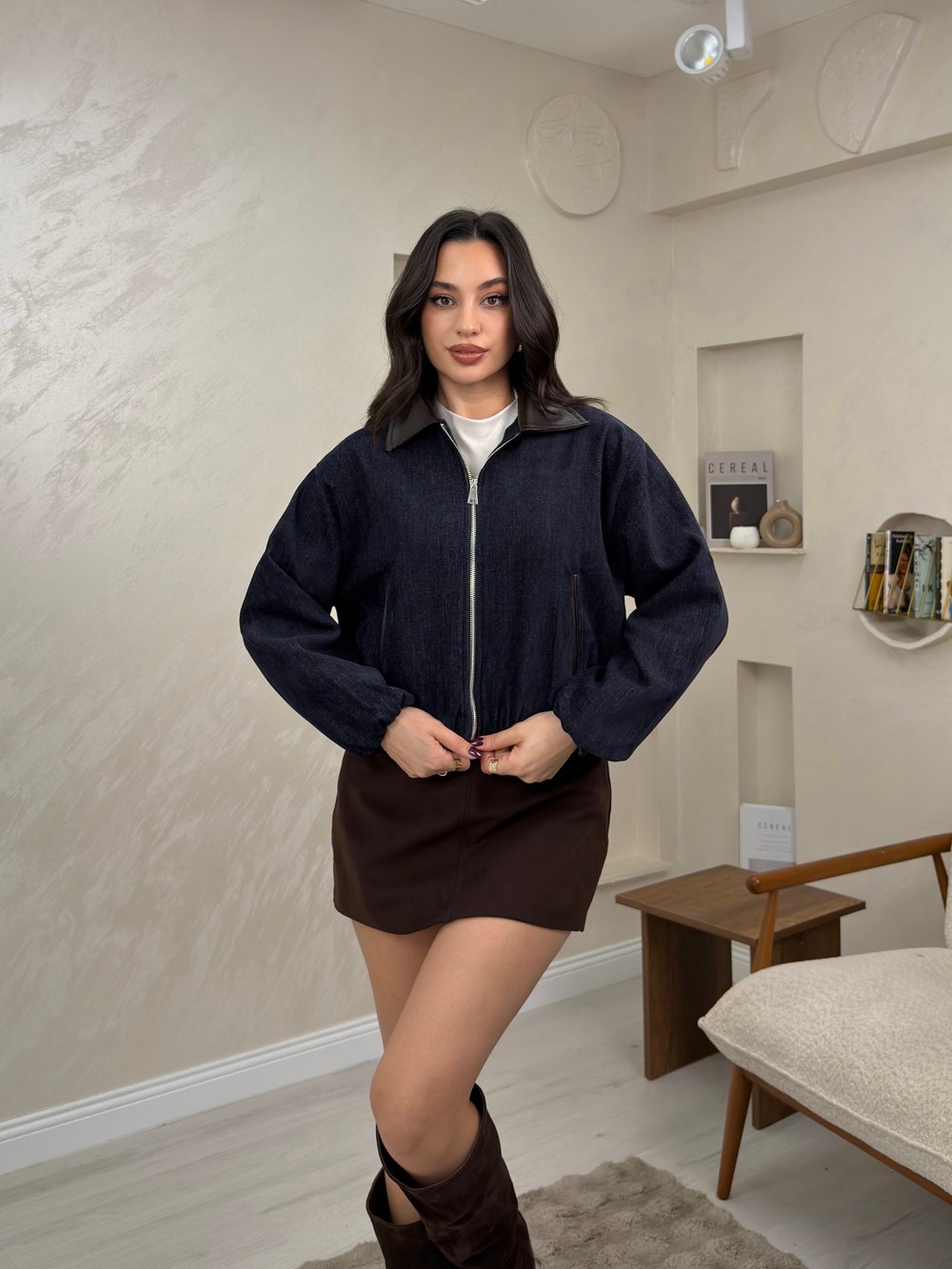 Helena Laci Renkli Deri Yaka Detaylı Fermuarlı Kadın Denim Mont