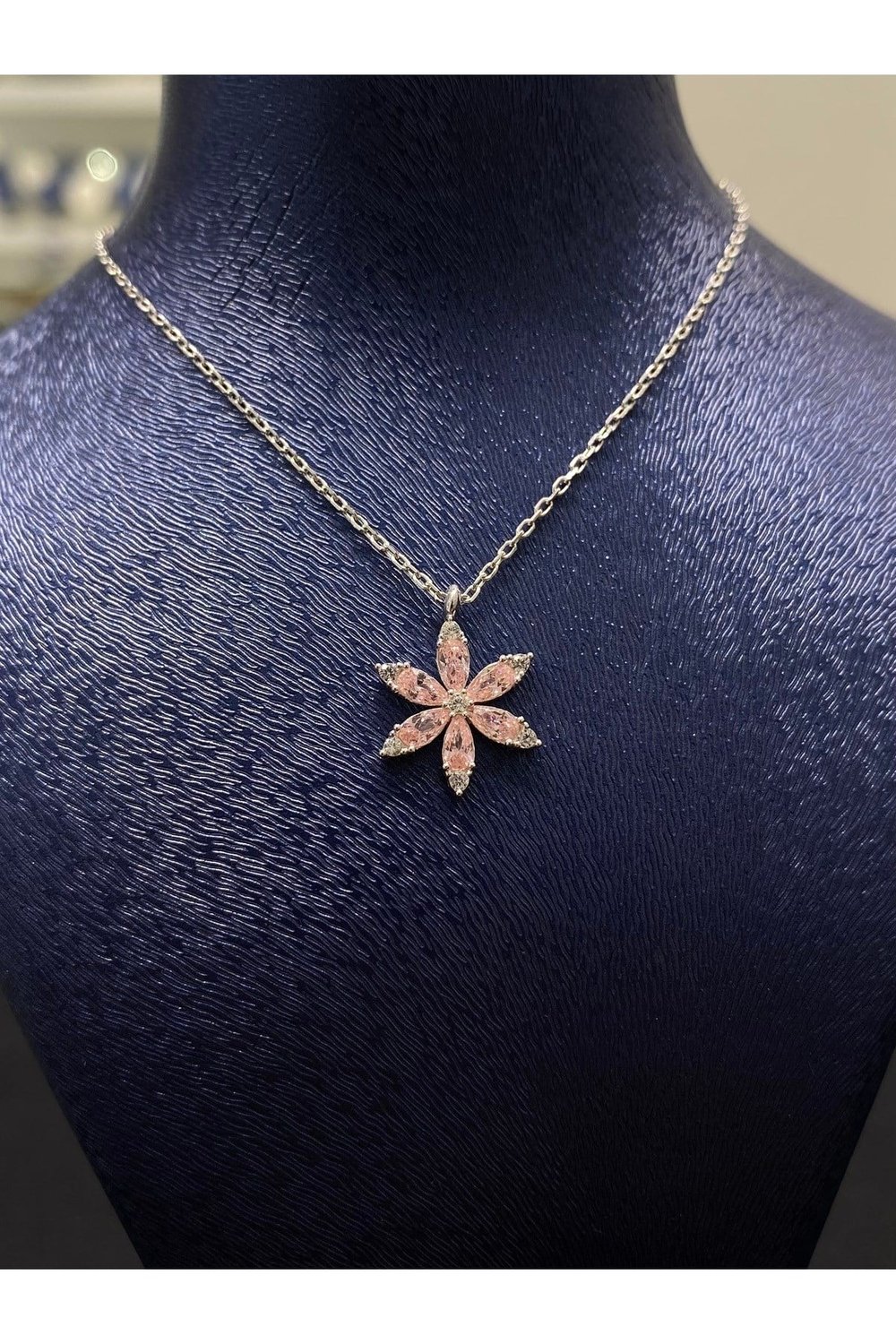 925 Ayar Gümüş Pembe Çiçek Kadın Gümüş Kolye (40+5CM)