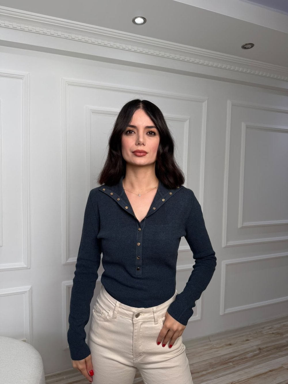 Dik Yaka Çıtçıt Detaylı Fitilli Triko Kazak - İNDİGO