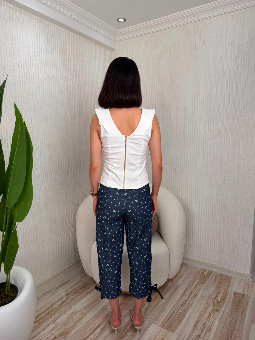 Çiçek Desenli Paça Bağlama Detaylı Kısa Pantolon - MAVİ-KIRMIZI