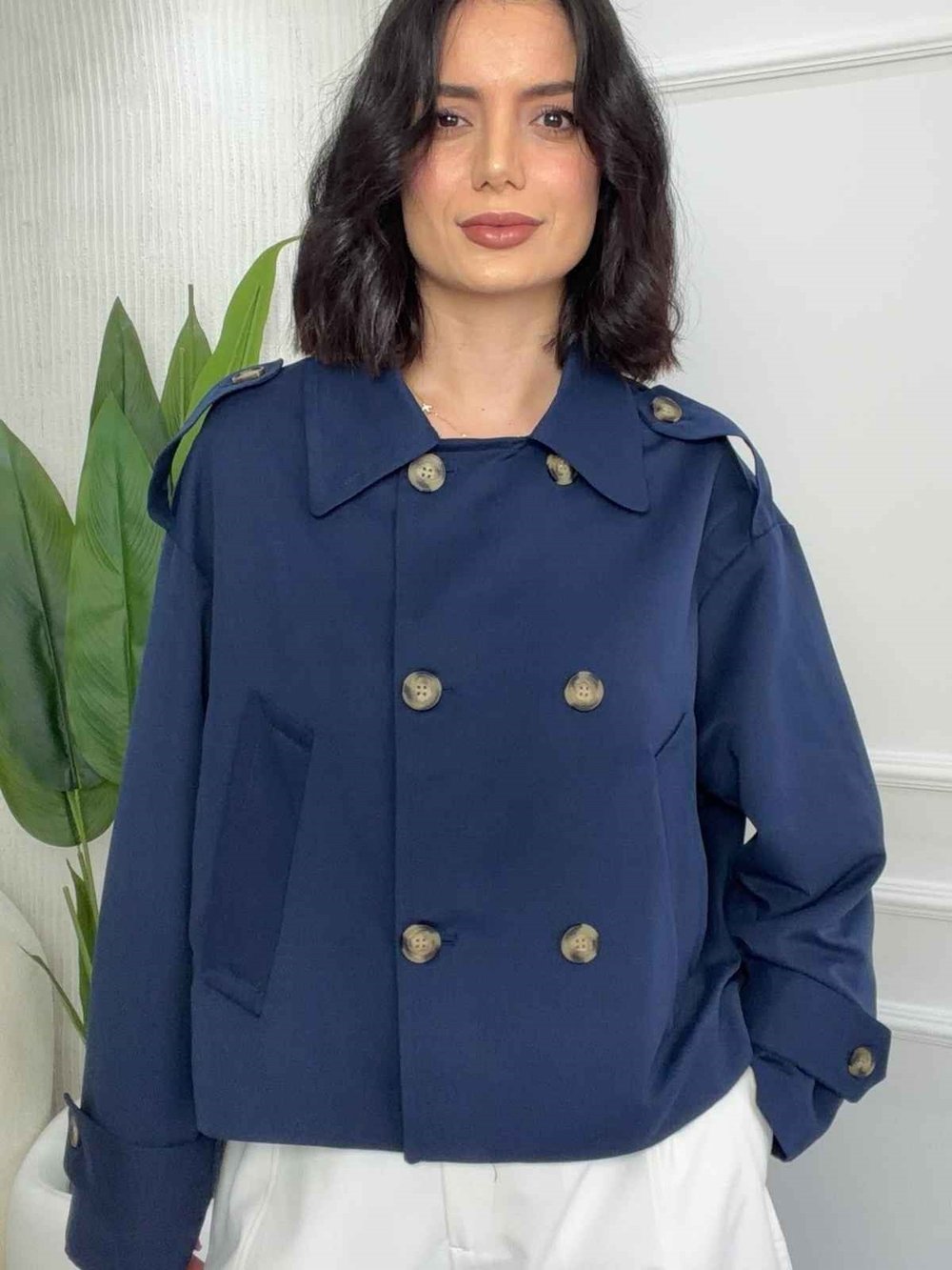 26-2KB0051 - 2811 QUZU CROP DETAYLI TRENÇKOT - LACİ