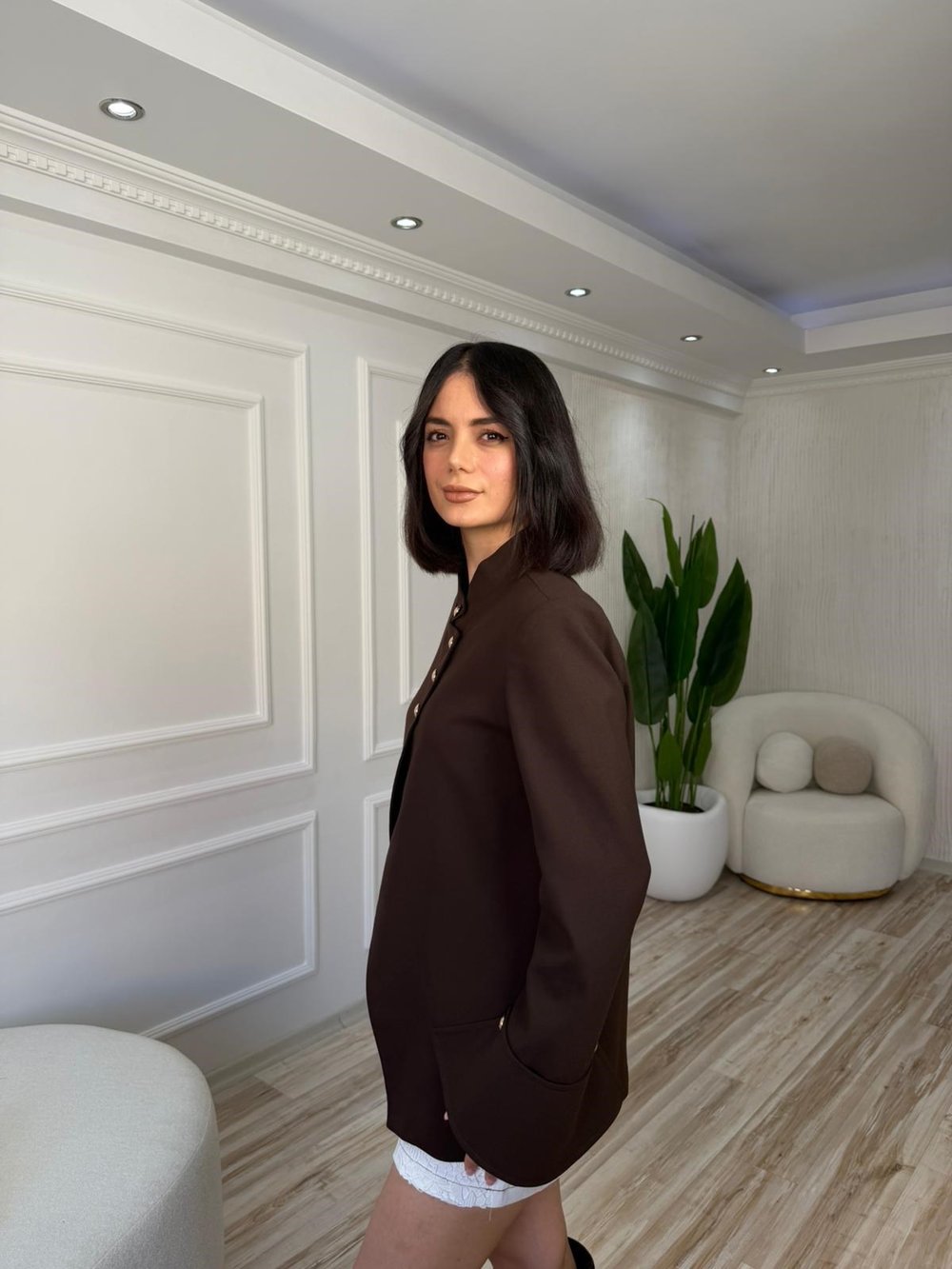 Volan Kollu Manşet Detaylı Ceket - KAHVE