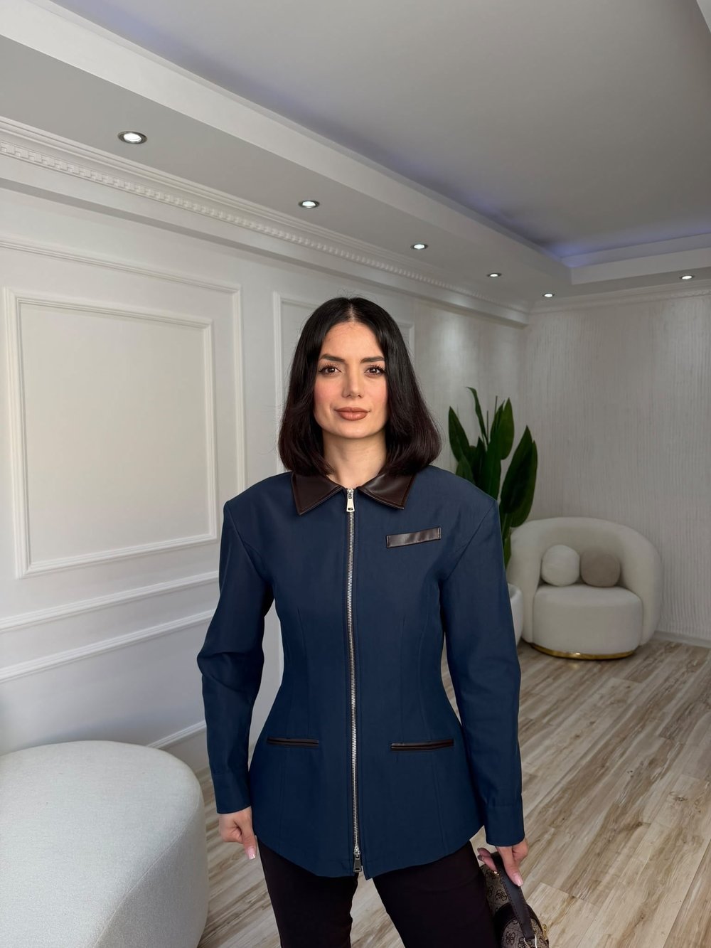 26-2KB0059 - 6371 HAYAL YAKASI DERİLİ TRENÇ CEKET - LACİ