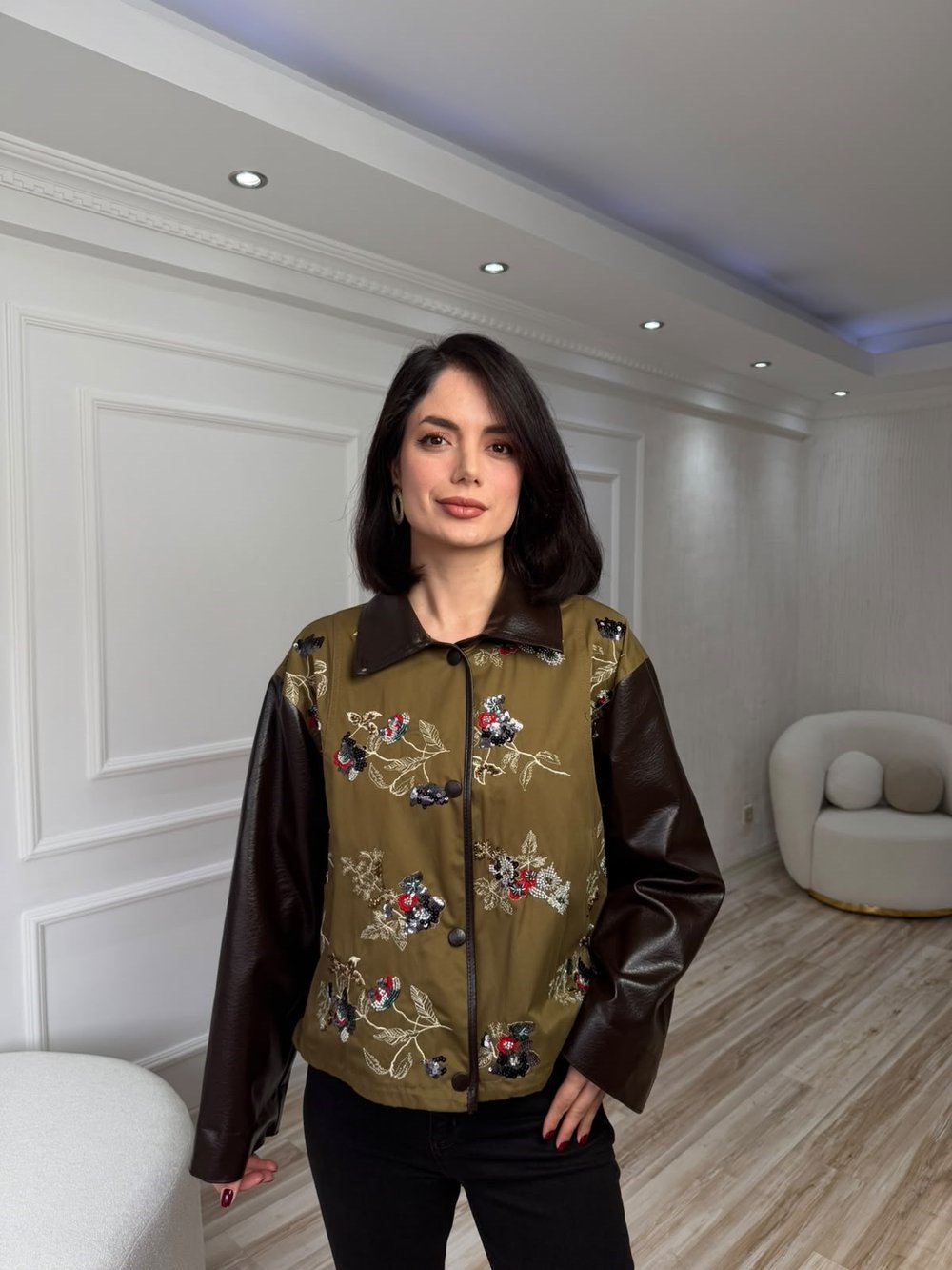 Nakış ve Payet Detaylı Deri Kollu Ceket - HAKİ
